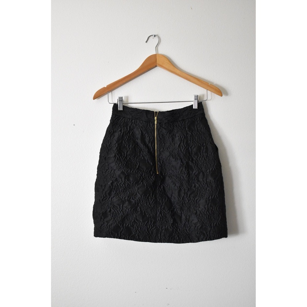 H&M Mini Skirt Women Size 6 Black NEW Cloque Jacquard Floral Textured Gold Zip - Picture 4 of 7